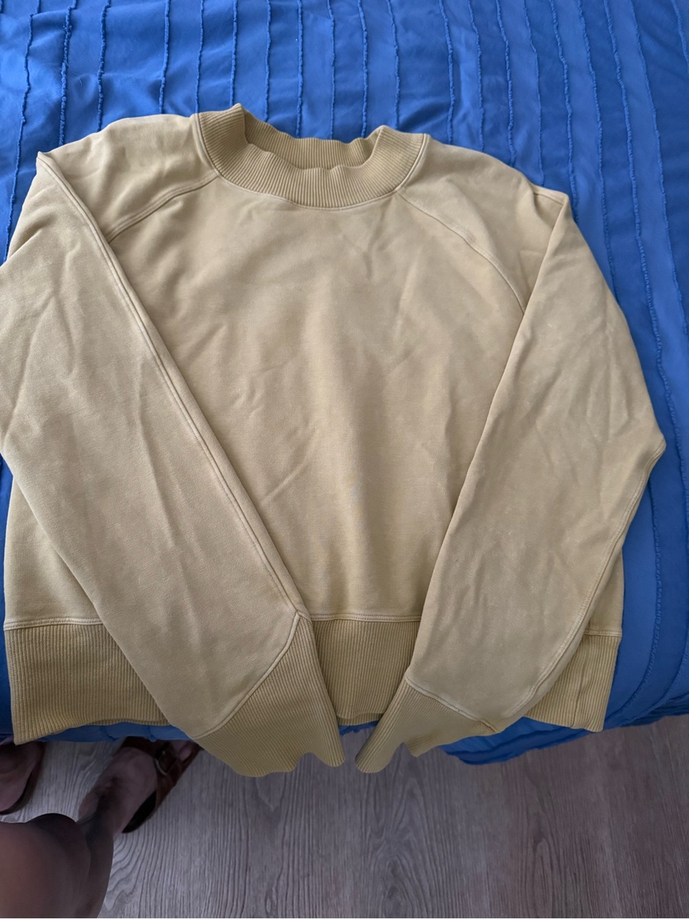 Lululemon Crewneck Sweatshirt in Light Tie Dyed Mustard